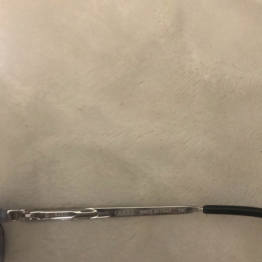 Gucci Sunglasses - Picture 6 of 6